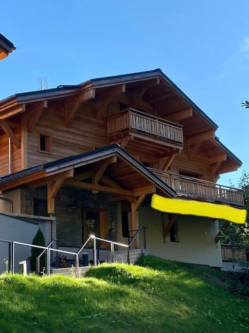 Gorgeous 2 Bedroom, 2 Full Bath, Ski In Apartment! Winner Of 2025 And 2024 Traveller Award! モルジヌ エクステリア 写真