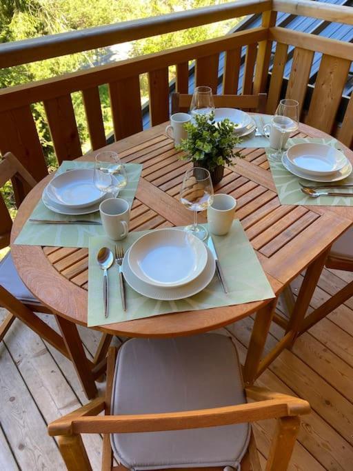 Gorgeous 2 Bedroom, 2 Full Bath, Ski In Apartment! Winner Of 2025 And 2024 Traveller Award! モルジヌ エクステリア 写真